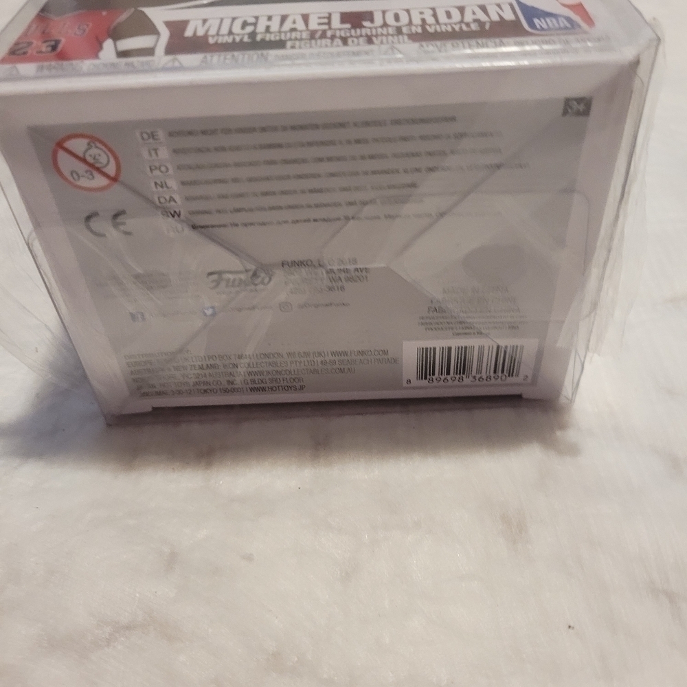 Funko Pop Basketball - Bulls - Michael Jordan (#54, New) - Picture 9 of 13
